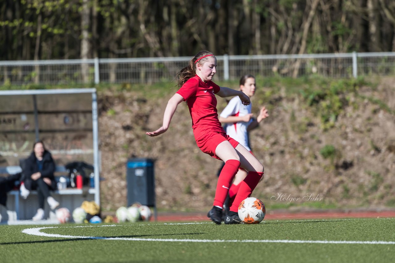 Bild 112 - wBJ Walddoerfer - Eimsbuettel : Ergebnis: 5:3